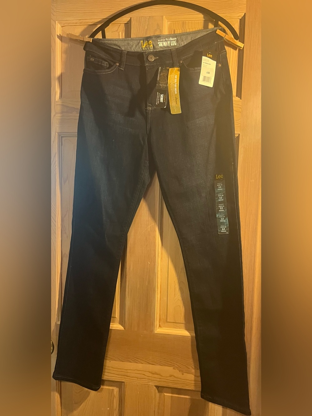 NWT Lee Women’s Dark Blue Skinny Leg Jeans